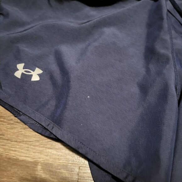 Under Armour Loose Fit Heat Gear 3" Inseam Running Shorts Liner Women's Medium - Picture 2 of 7